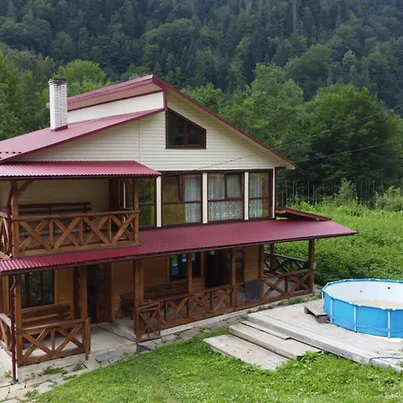 Karpatske-dzerelo Apartment
