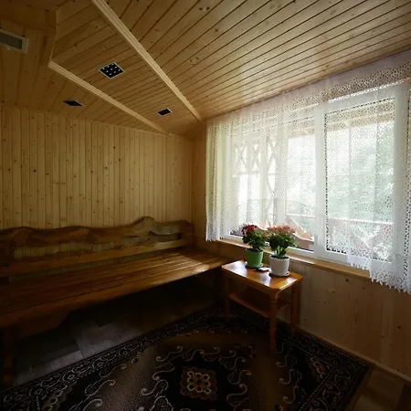 Karpatske-dzerelo Apartamento Roztoky (Ivano-Frankivsk)